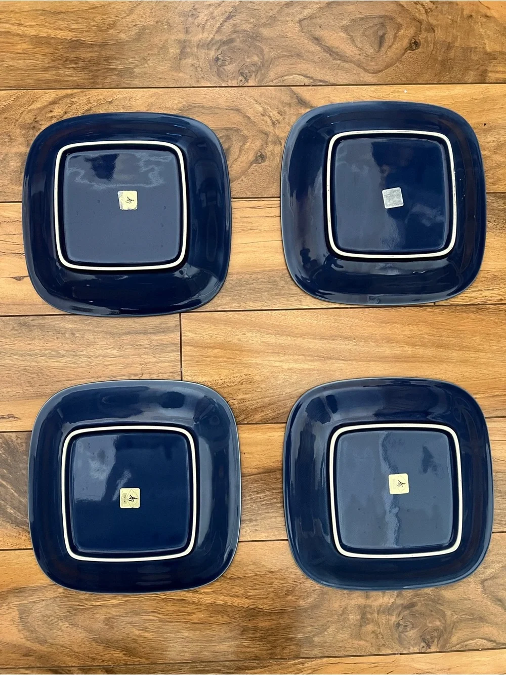 Kotobuki Japanese Square Fish Plates